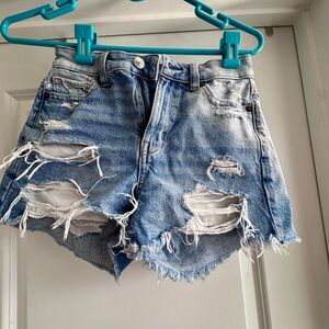 American Eagle Distressed Denim Shorts | Raw Hem | Size 000